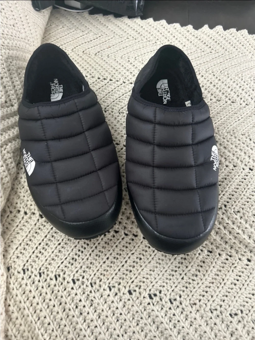 The North Face Quilted Slip-On Insulated Mule - Black